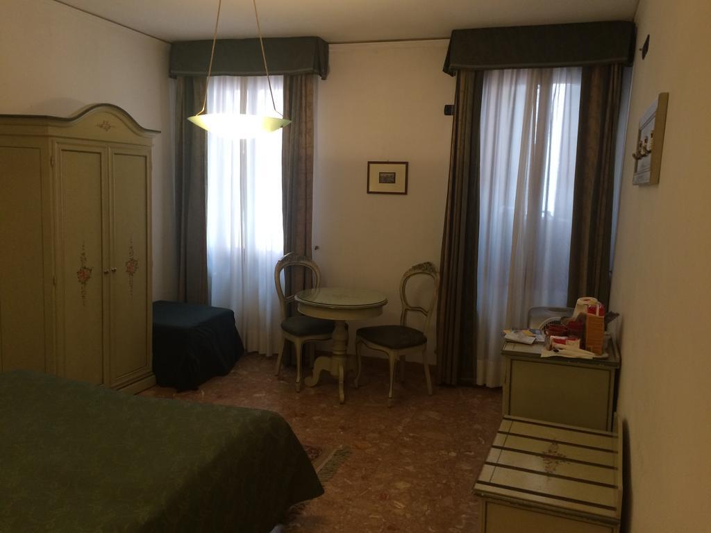 Ca Del Pozzo Hotel Venesia Bagian luar foto
